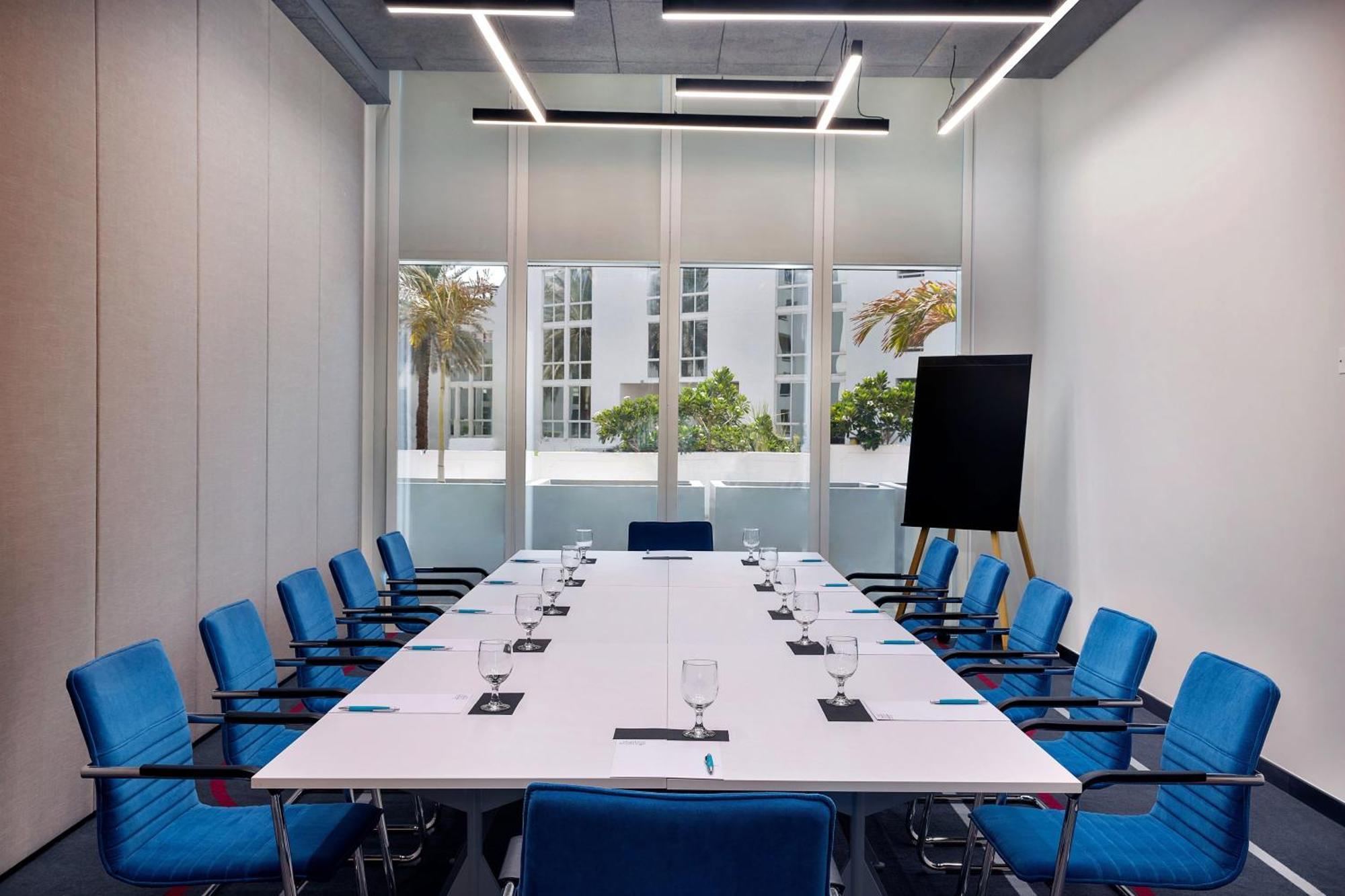 Aloft Dubai Airport 호텔 외부 사진