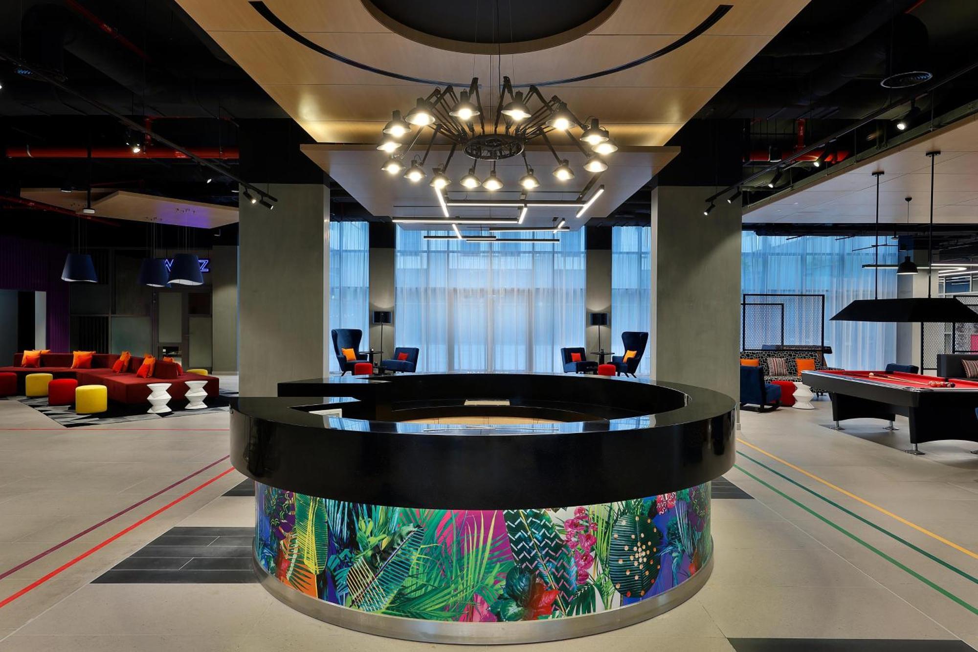 Aloft Dubai Airport 호텔 외부 사진